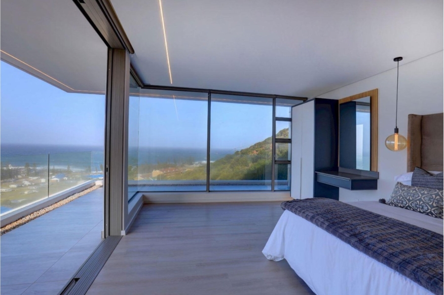 4 Bedroom Property for Sale in Mossel Bay Central Western Cape